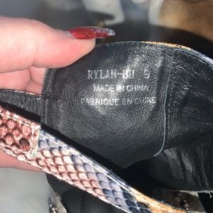 rylan bootie jeffrey campbell